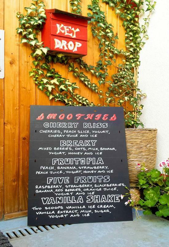 The Mellow Monkey Hostelザダル エクステリア 写真